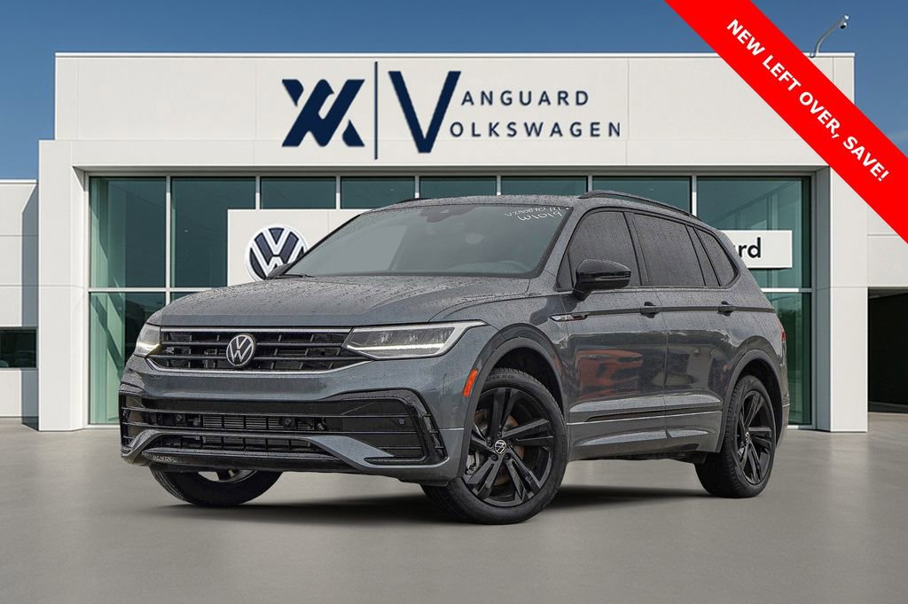Used 2024 Volkswagen Tiguan SE R-Line image 1