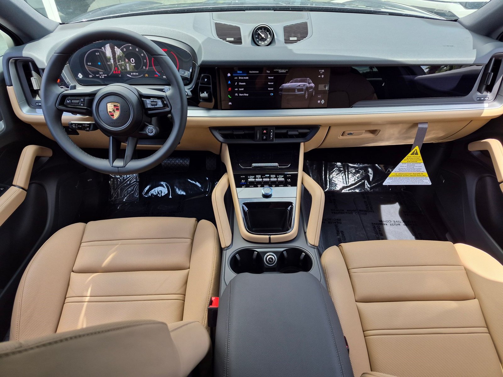 New 2026 Porsche Cayenne Coupe AWD/4WD image 24