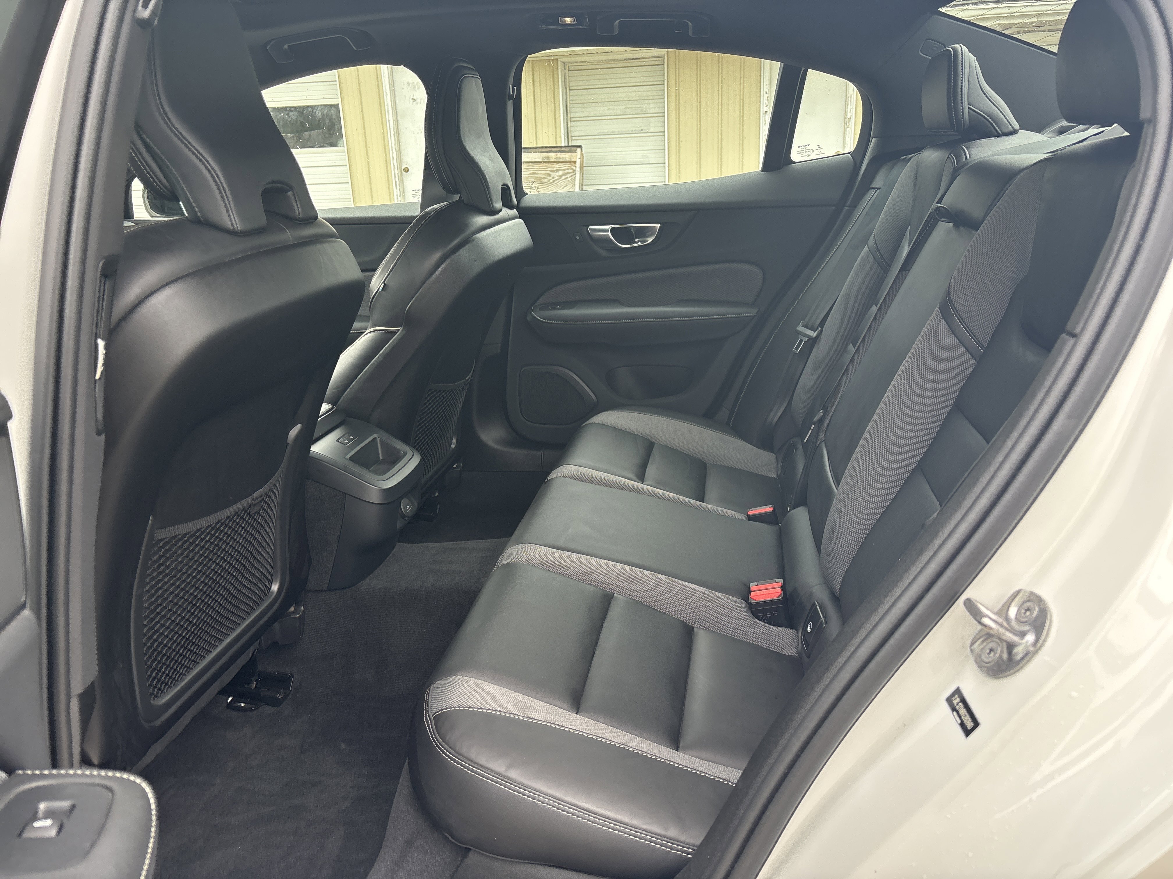 Used 2024 Volvo S60 B5 Plus w/ Climate Package AWD/4WD image 30
