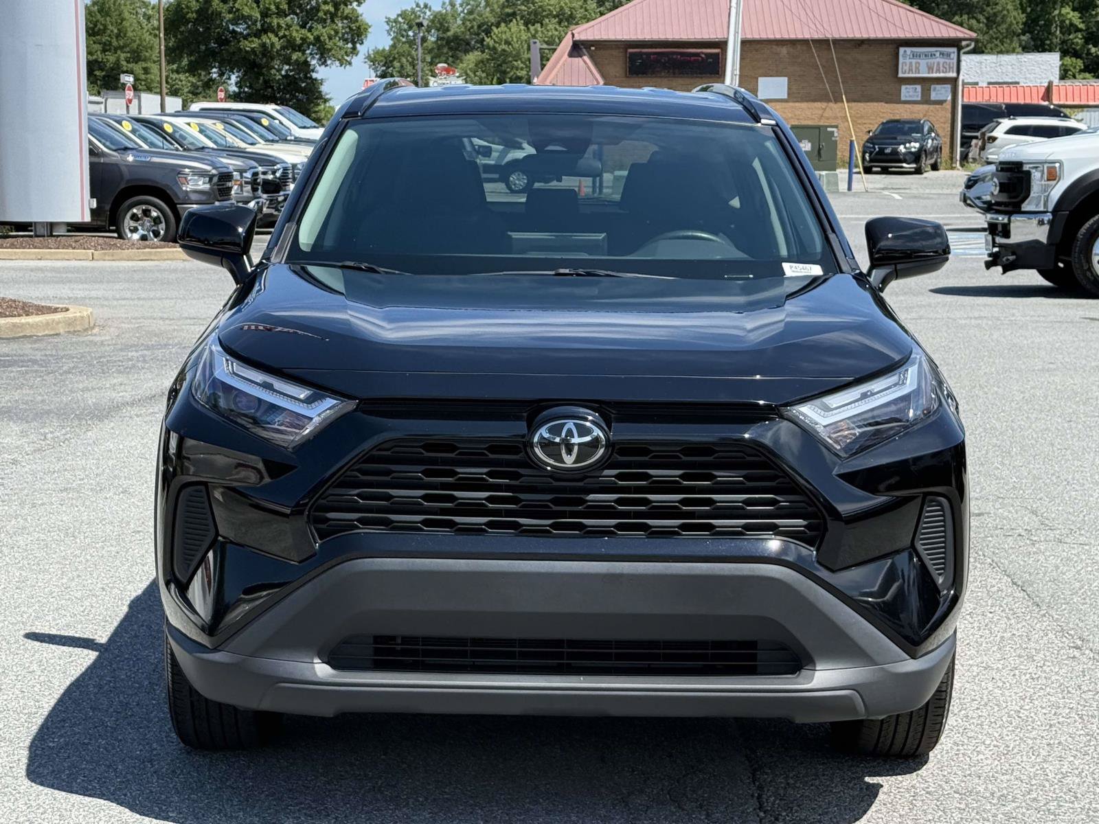 Used 2025 Toyota RAV4 LE AWD/4WD image 6