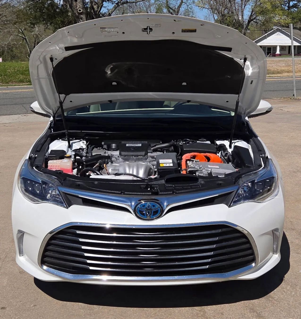 Used 2017 Toyota Avalon XLE Premium FWD image 5