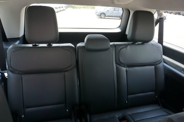 New 2027 Ford Expedition Max Active RWD image 25