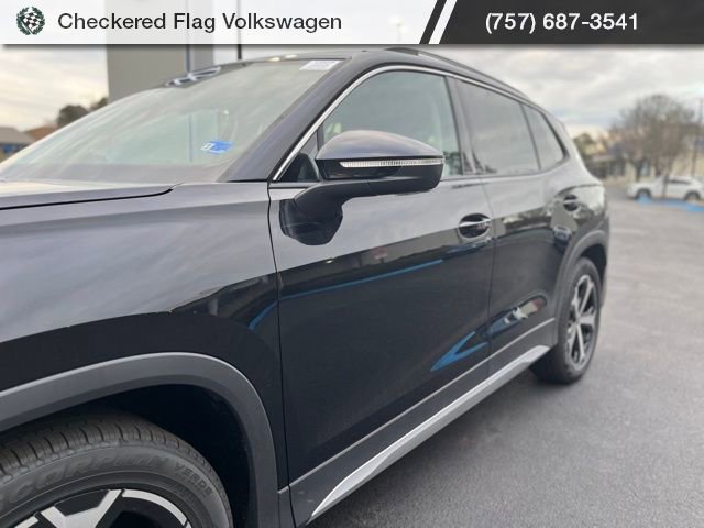 New 2026 Volkswagen Tiguan SE image 3