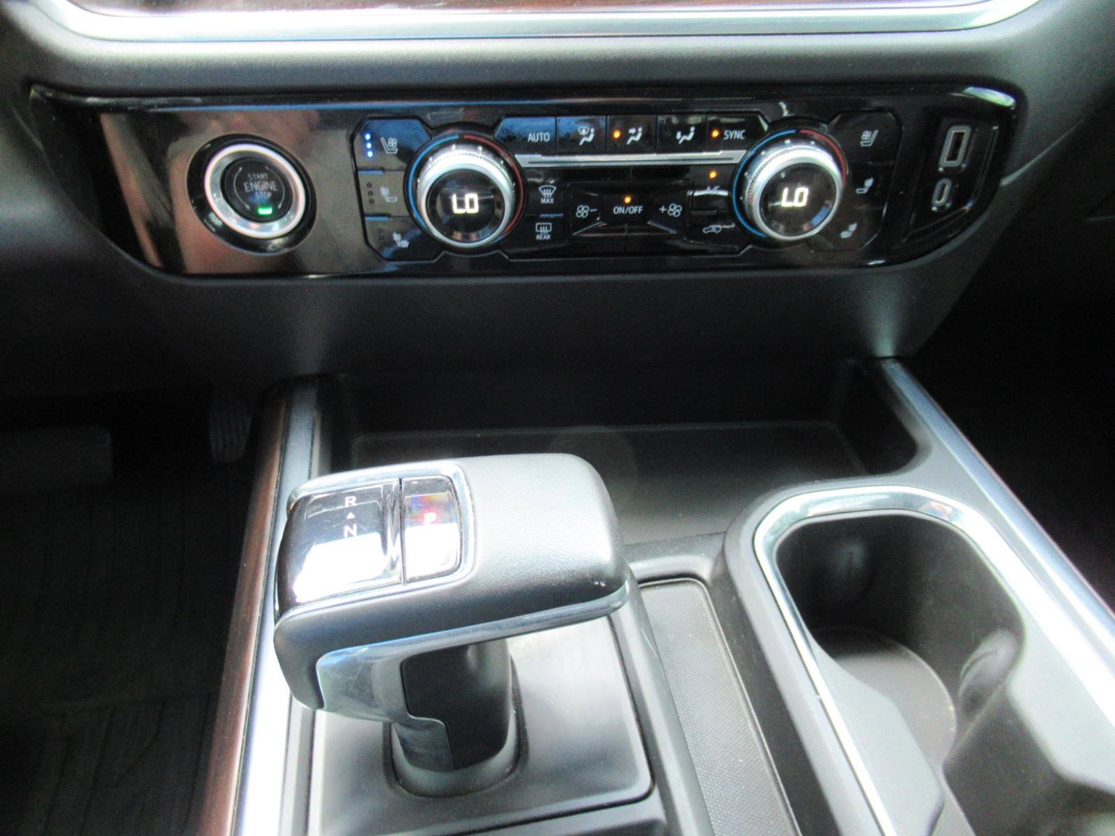 Used 2022 GMC Sierra 1500 SLT AWD/4WD image 25