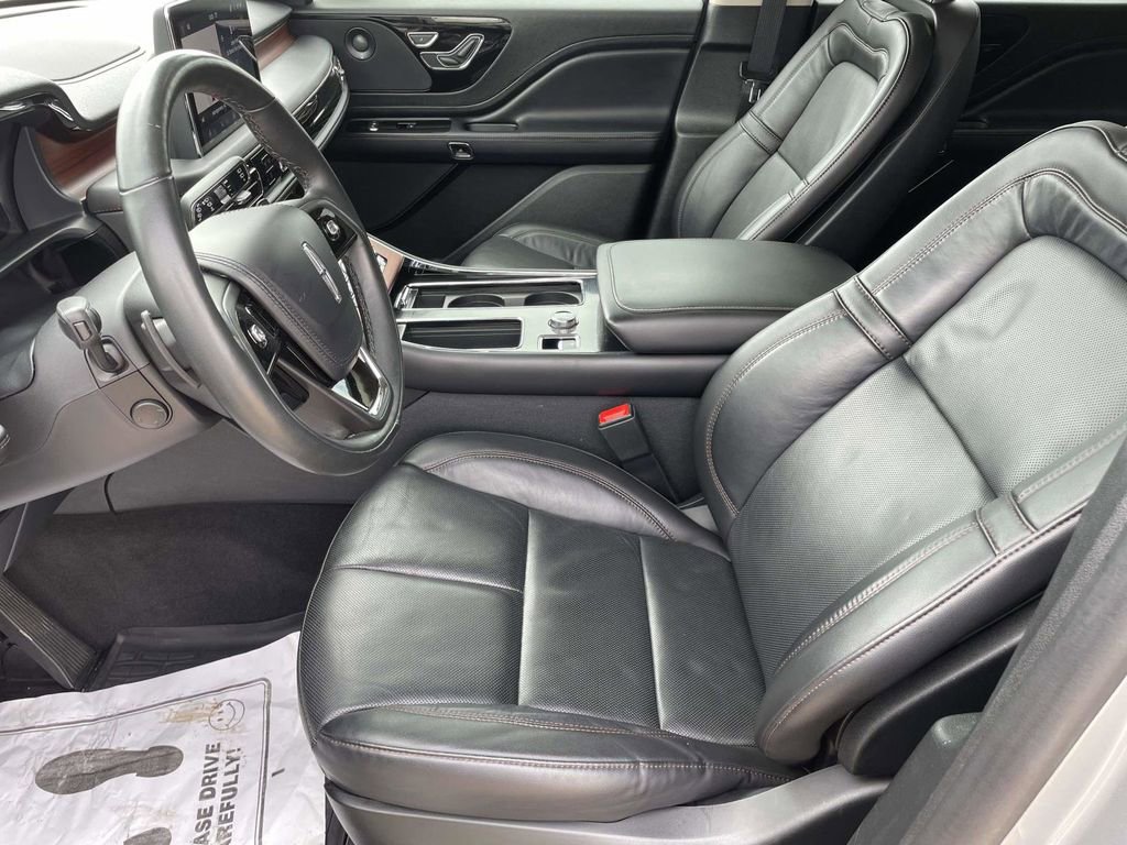 Certified 2023 Lincoln Aviator Reserve w/ Equipment Group 201A RWD image 13