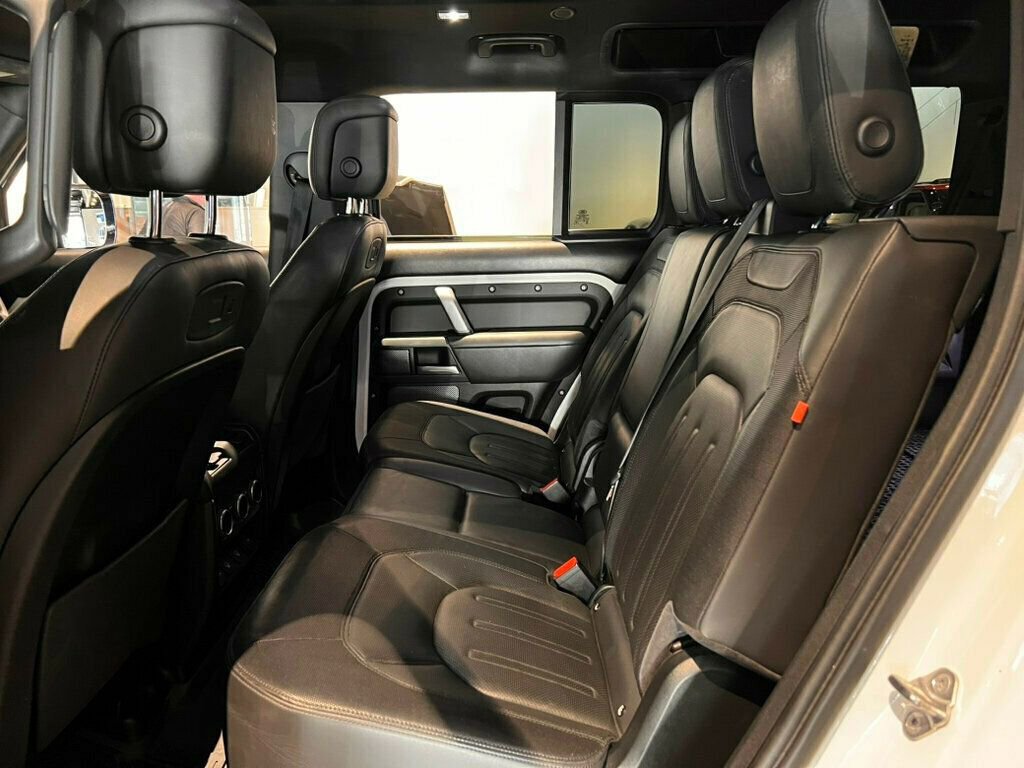 Used 2021 Land Rover Defender 110 X-Dynamic HSE image 18