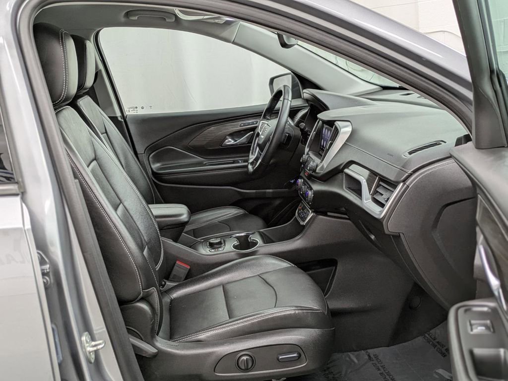 Used 2024 GMC Terrain SLT AWD/4WD image 20
