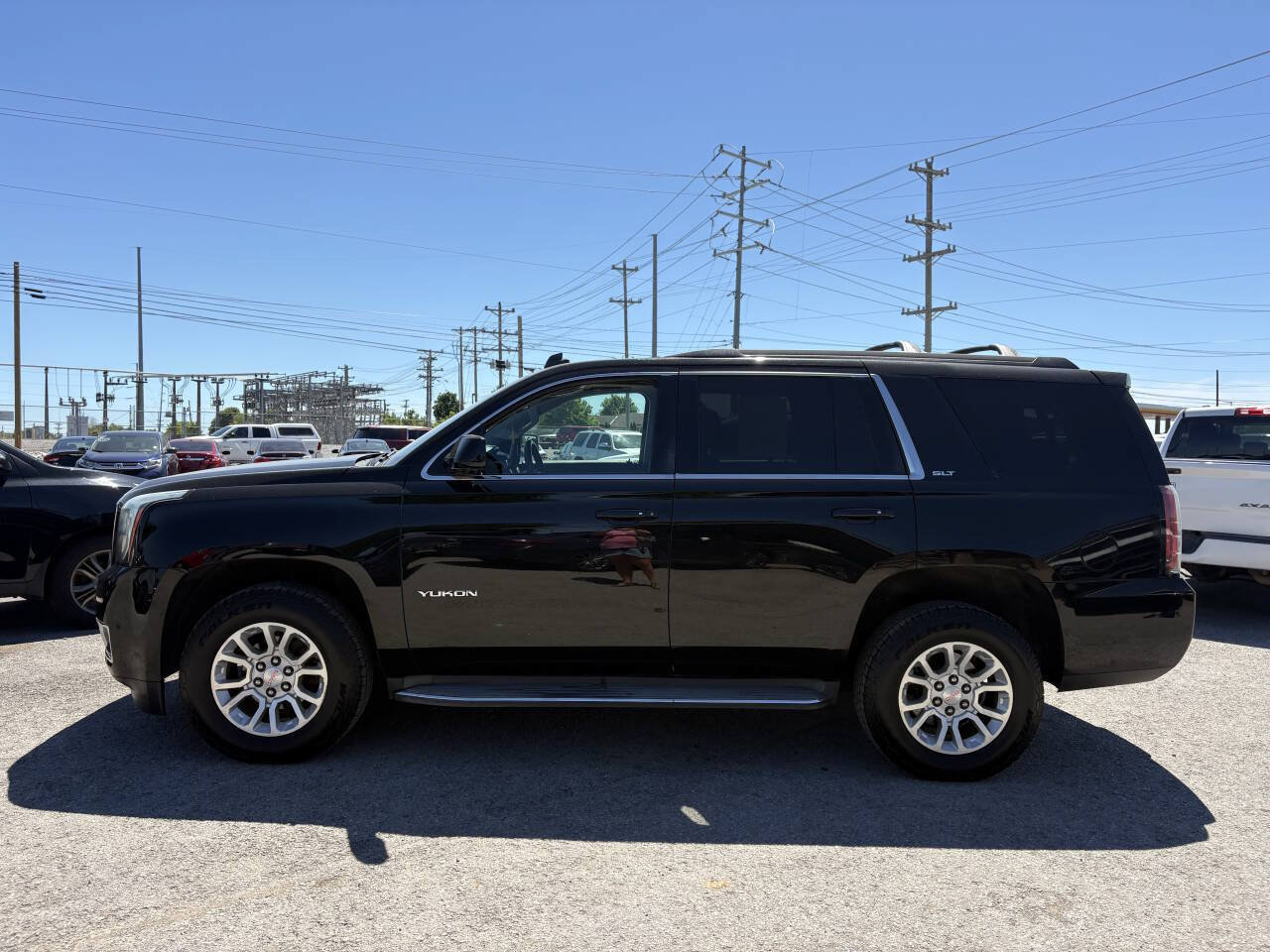 Used 2015 GMC Yukon SLT AWD/4WD image 2