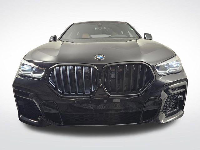 Used 2022 BMW X6 xDrive40i w/ M Sport Package image 2