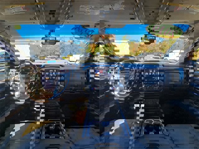 Used 2019 Chevrolet Silverado 2500 LTZ w/ Vortec Plus Package image 21