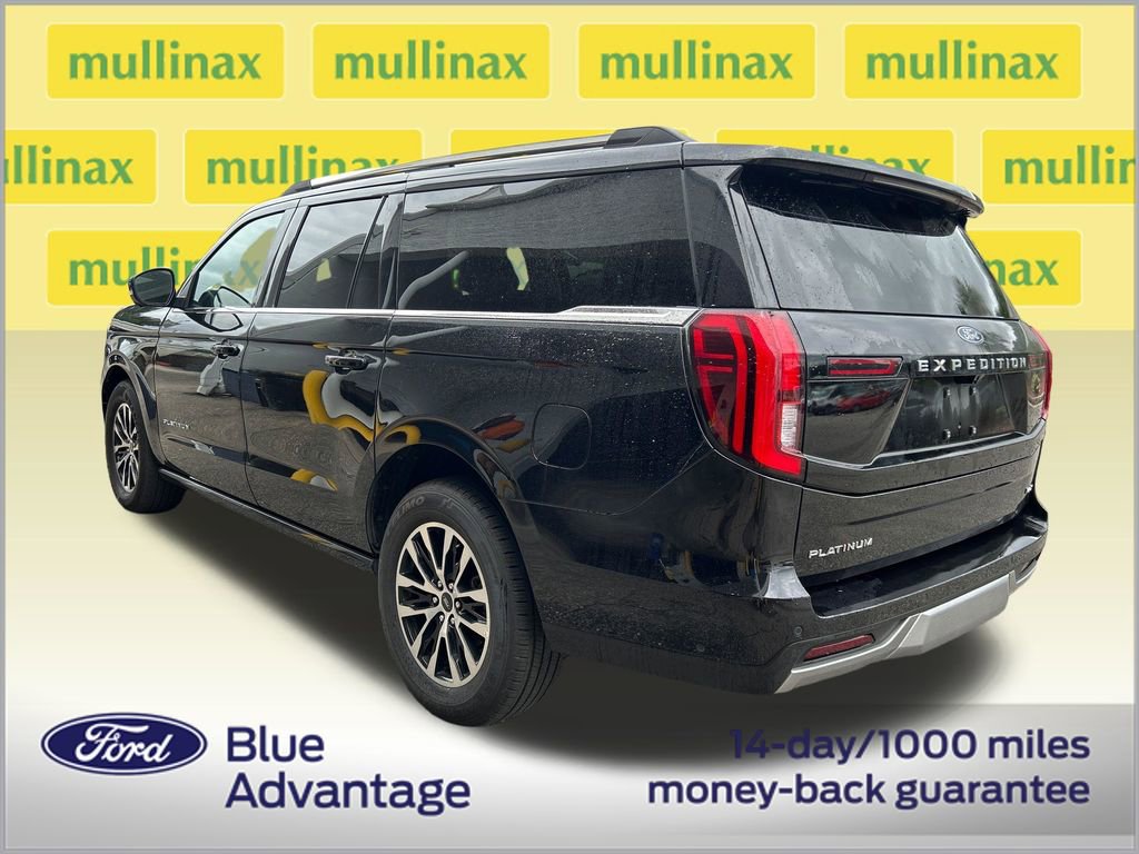 Used 2025 Ford Expedition Max Platinum AWD/4WD image 3