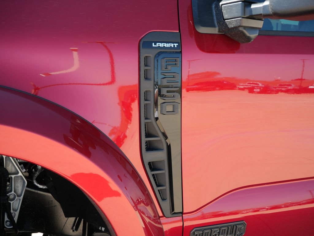 New 2026 Ford F250 Lariat w/ Black Appearance Package image 13