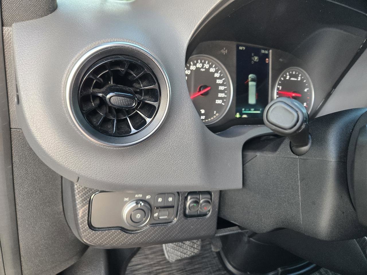 Used 2020 Mercedes-Benz Sprinter 2500 image 42