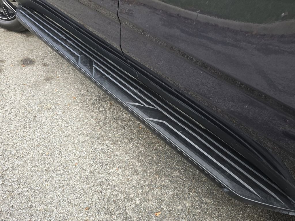 Used 2023 GMC Yukon SLE AWD/4WD image 22