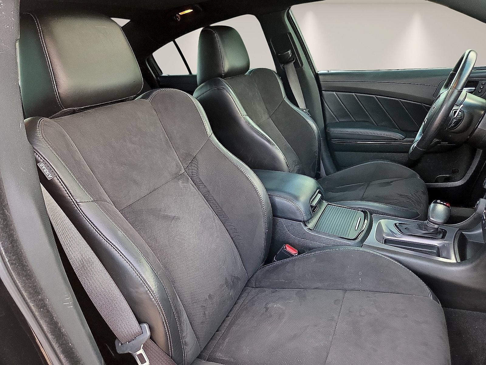 Used 2023 Dodge Charger R/T w/ Plus Group RWD image 8