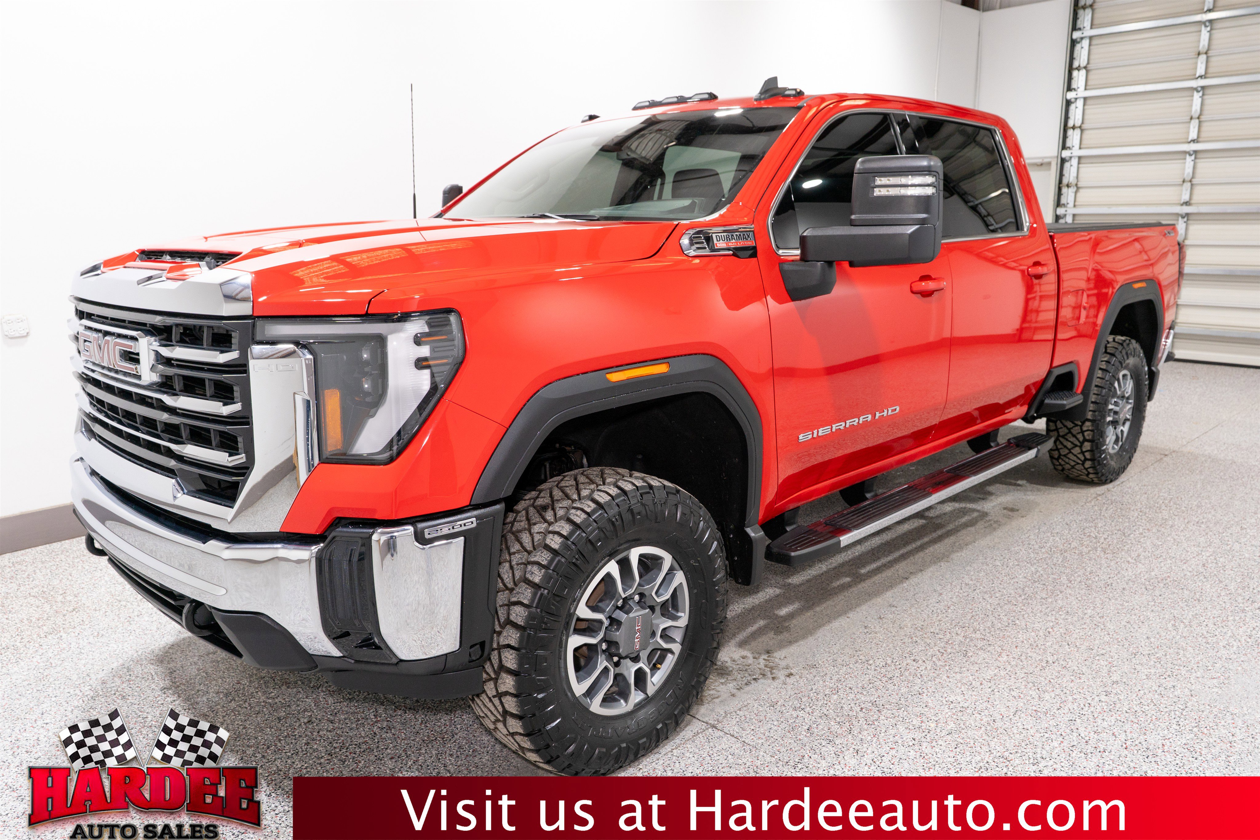 Used 2024 GMC Sierra 2500 SLE w/ SLE Value Package image 2