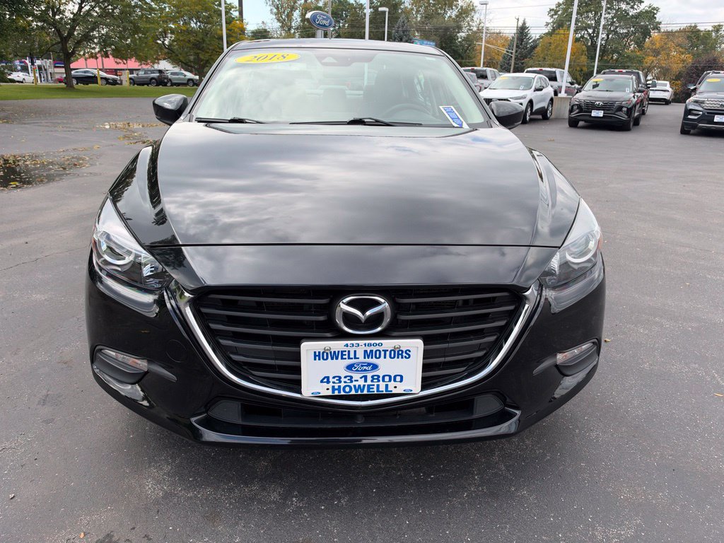 Used 2018 MAZDA MAZDA3 Touring FWD image 2