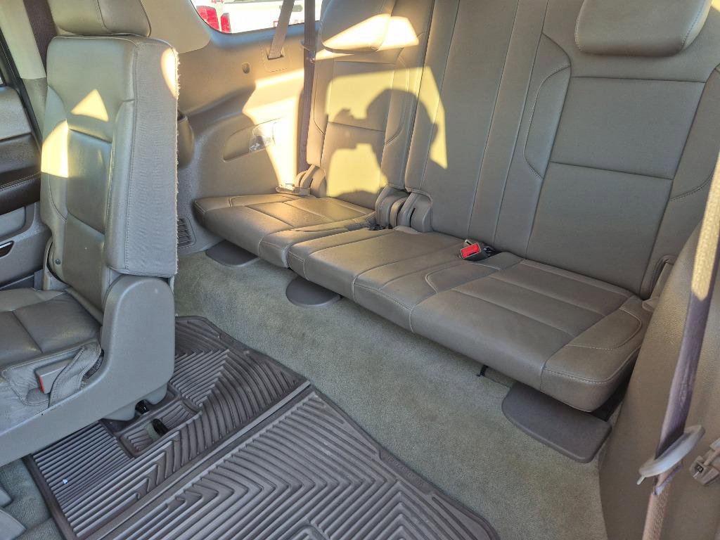 Used 2017 Chevrolet Suburban LT AWD/4WD image 17