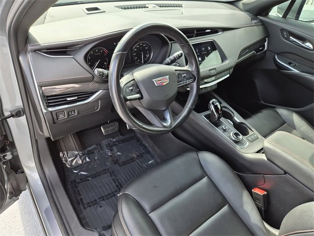 Used 2023 Cadillac XT4 Sport image 16
