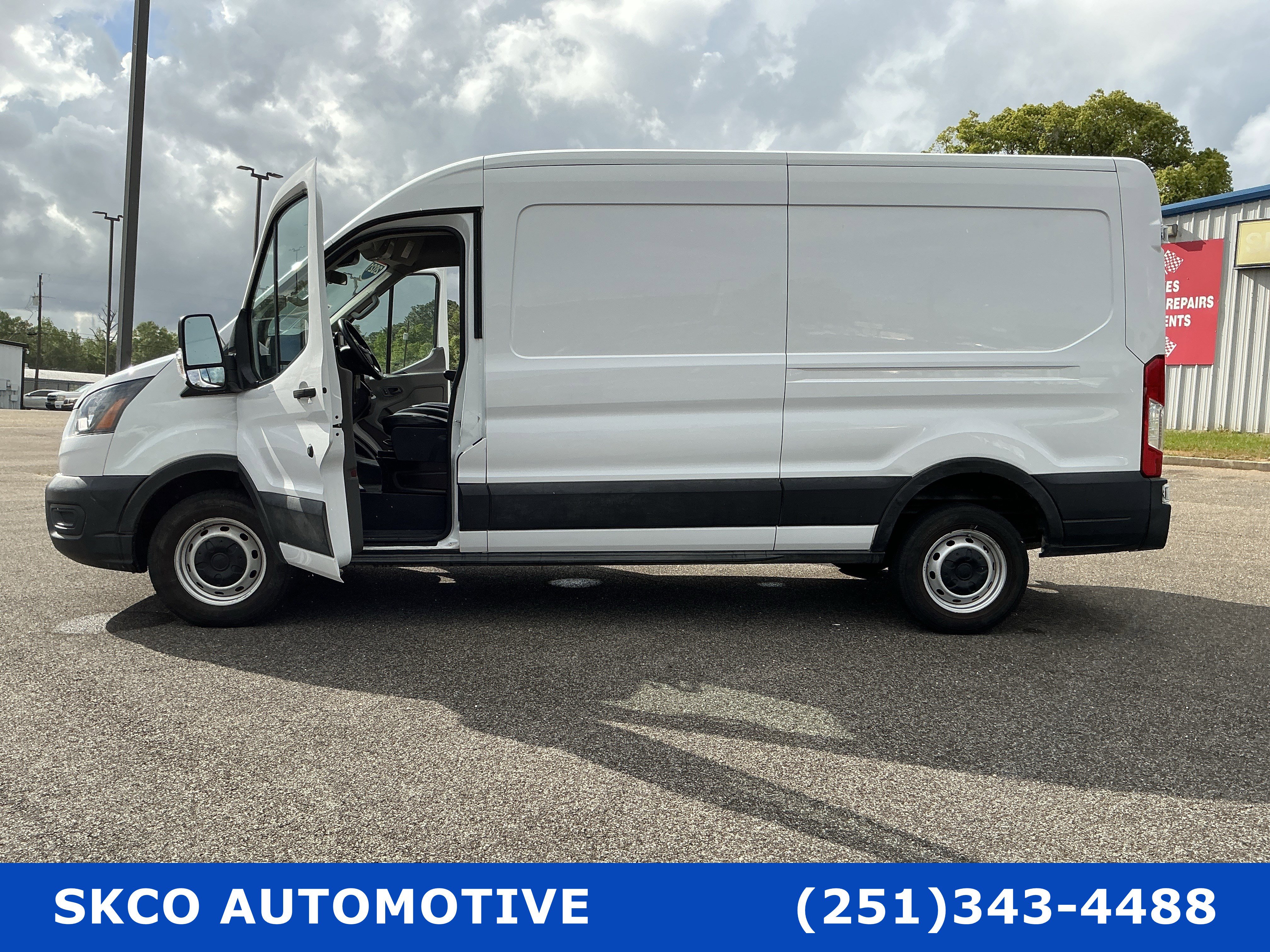 Used 2021 Ford Transit 250 Medium Roof image 31