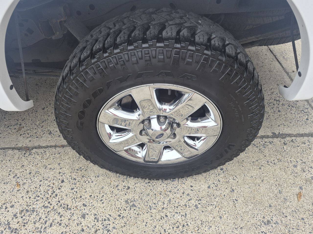 Used 2013 Ford F150 Lariat w/ Luxury Equipment Group AWD/4WD image 5
