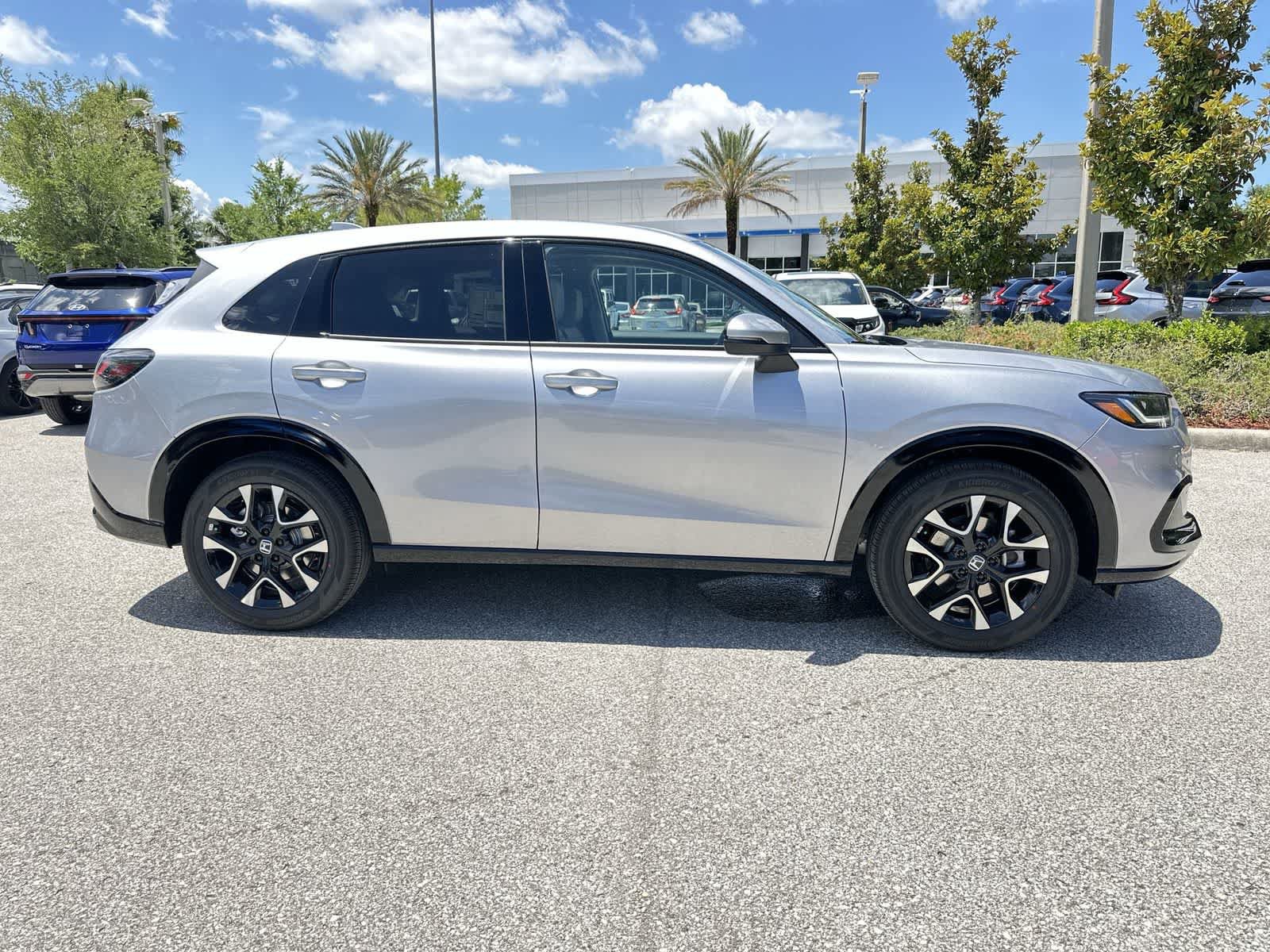 New 2027 Honda HR-V EX-L image 7