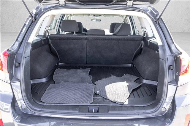 Used 2010 Subaru Outback 2.5i AWD/4WD image 20