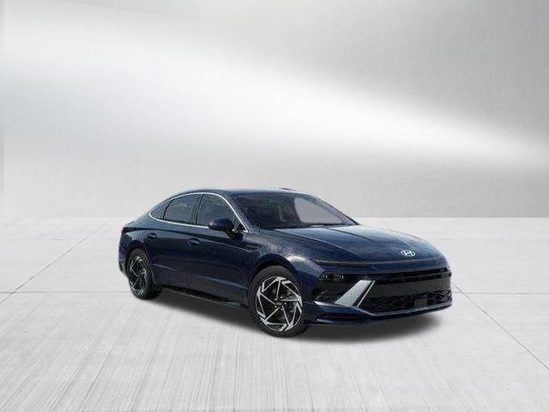 New 2026 Hyundai Sonata SEL FWD image 2