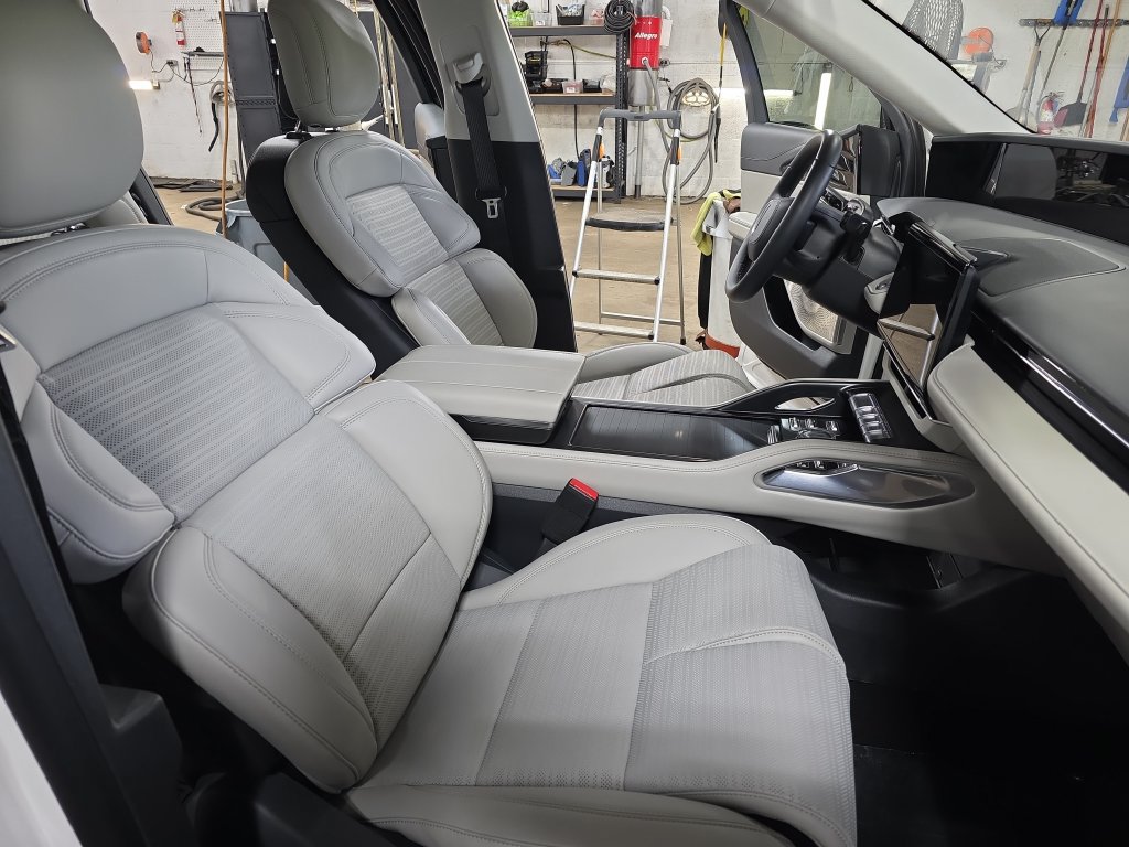 Used 2026 Lincoln Nautilus Reserve AWD/4WD image 10