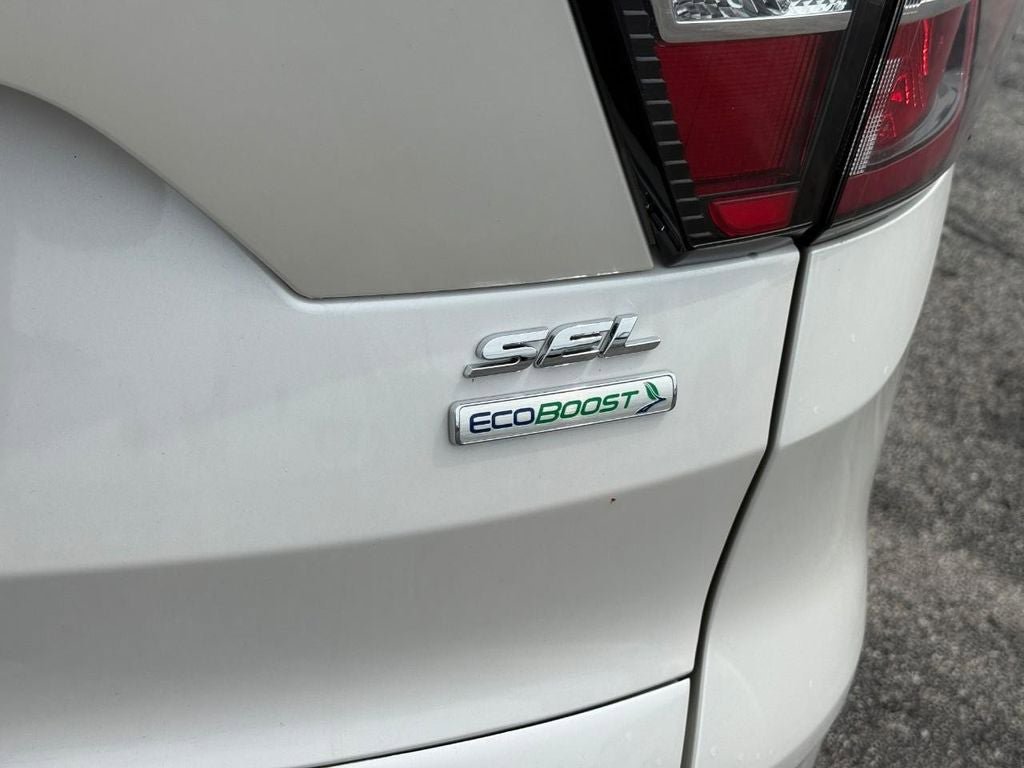 Used 2018 Ford Escape SEL FWD image 6