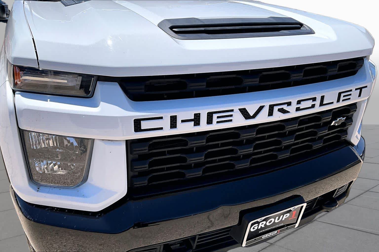 Used 2021 Chevrolet Silverado 2500 Custom w/ Custom Value Package AWD/4WD image 29