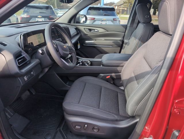 New 2026 Chevrolet Traverse LT w/ Driver Confidence Package image 13