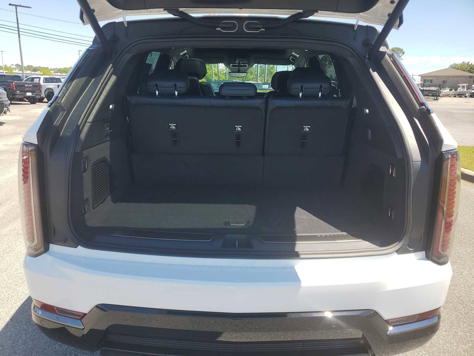 New 2025 Cadillac Escalade IQ Sport 2 image 5