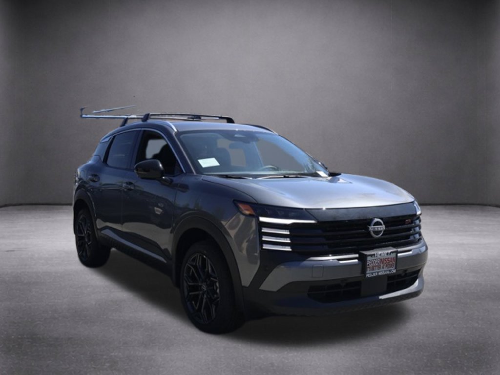 New 2026 Nissan Kicks SR FWD image 2