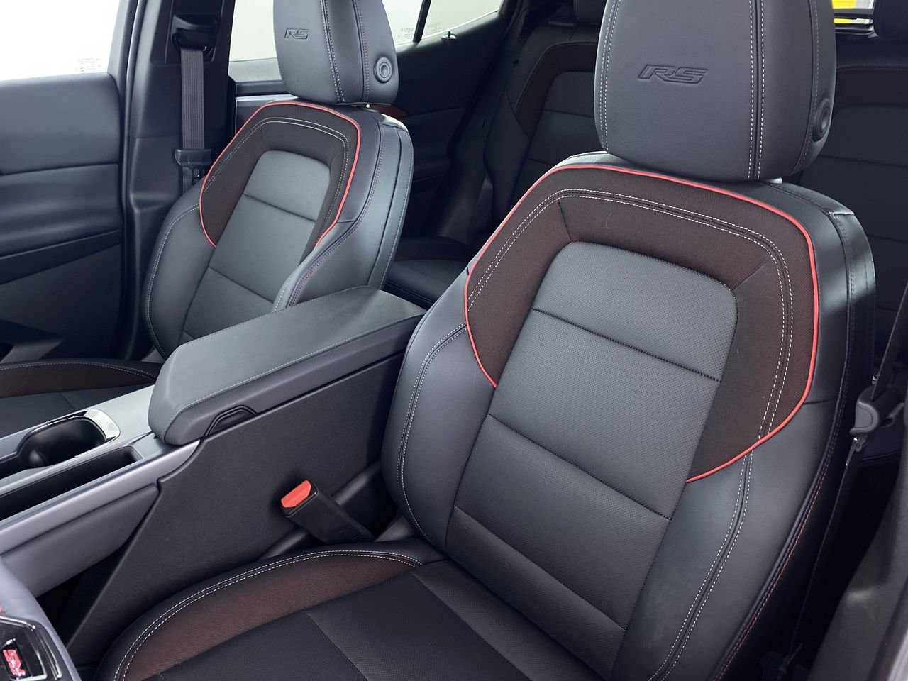 Certified 2024 Chevrolet Equinox EV RS image 17