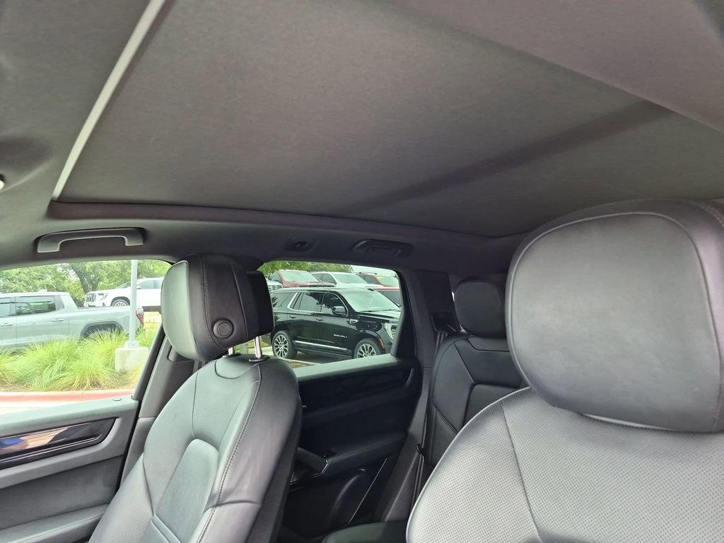 Used 2019 Porsche Cayenne S AWD/4WD image 29