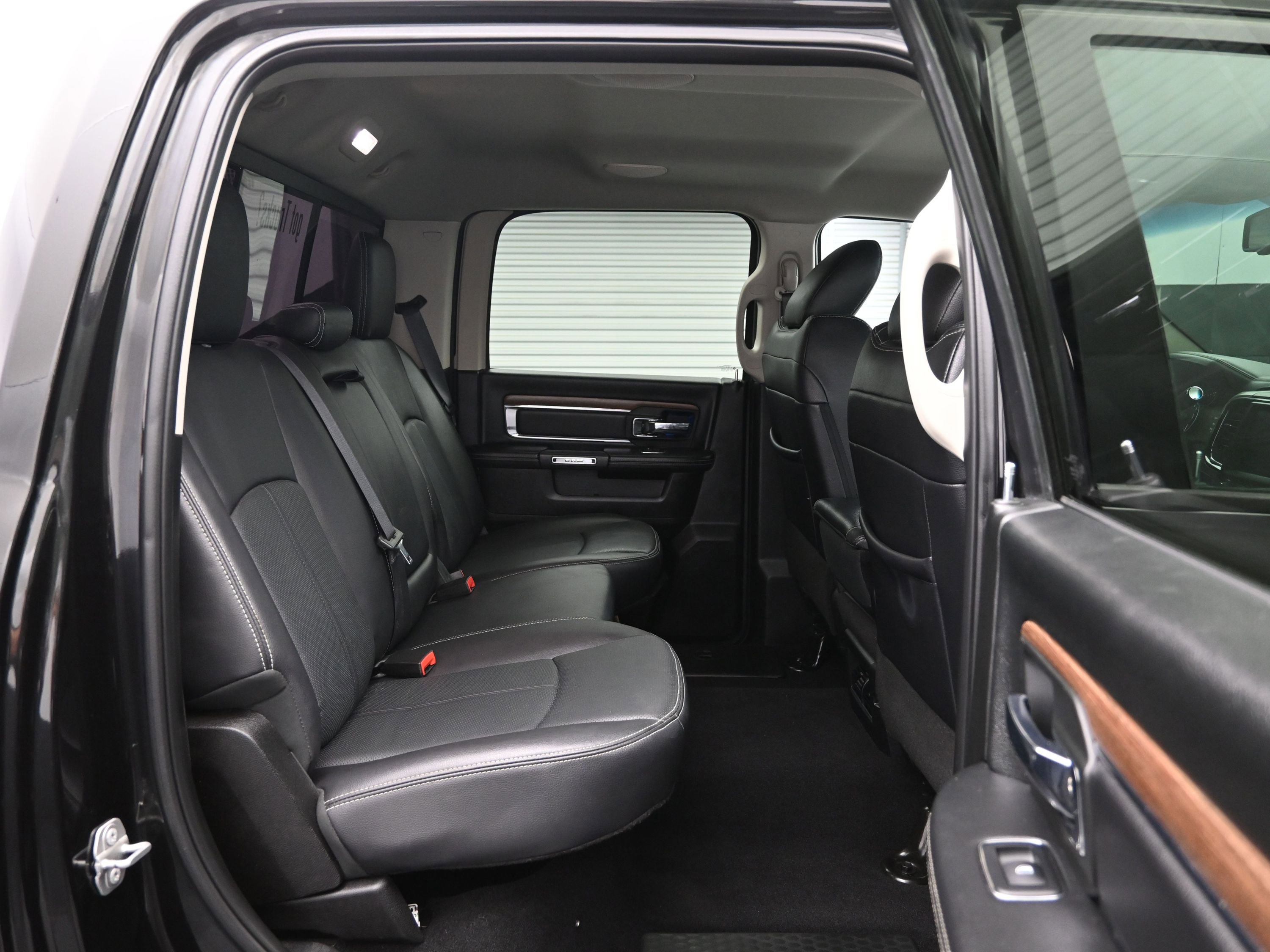 Used 2018 RAM 2500 Laramie w/ Off Road Package AWD/4WD image 12