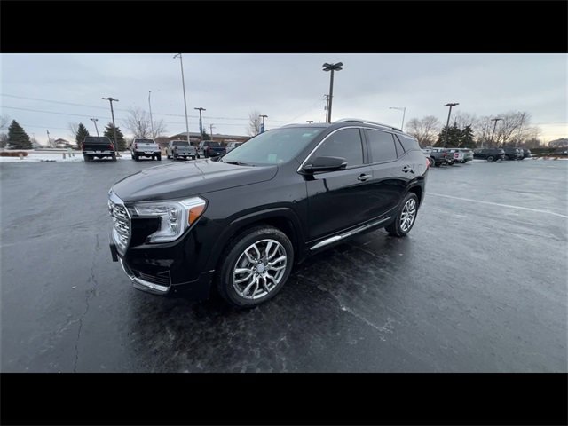 Certified 2022 GMC Terrain Denali image 4