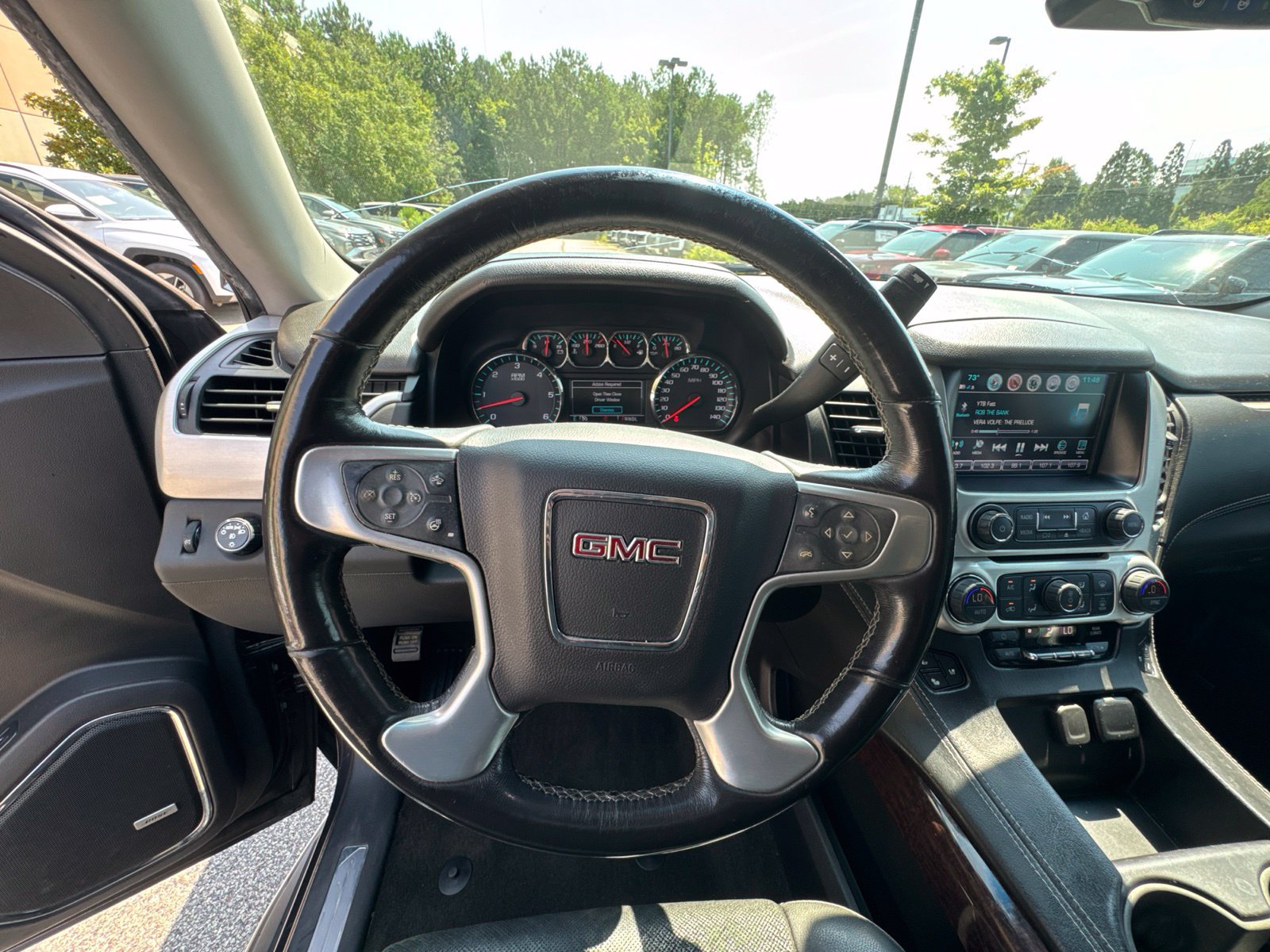 Used 2018 GMC Yukon XL SLT w/ Open Road Package RWD image 17