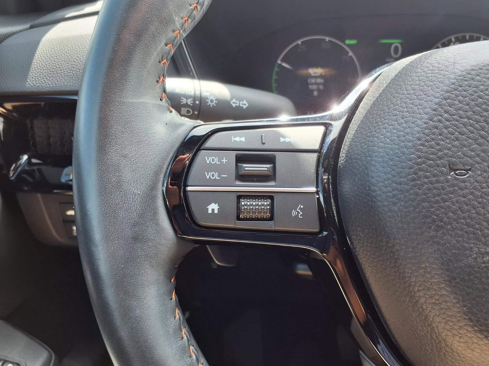 Used 2024 Honda CR-V Sport Touring image 16