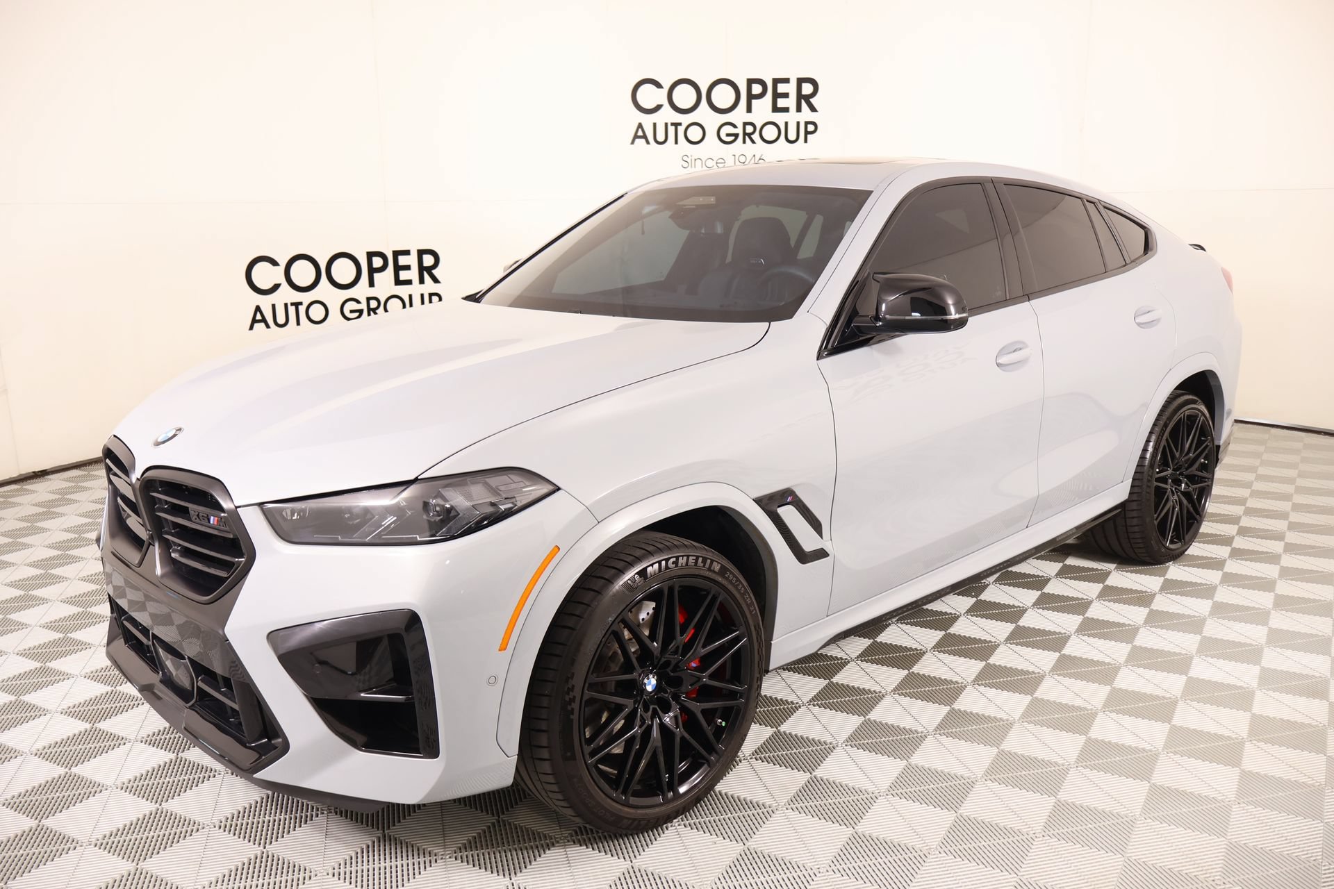 Used 2026 BMW X6 M Competition w/ Executive Package AWD/4WD image 11