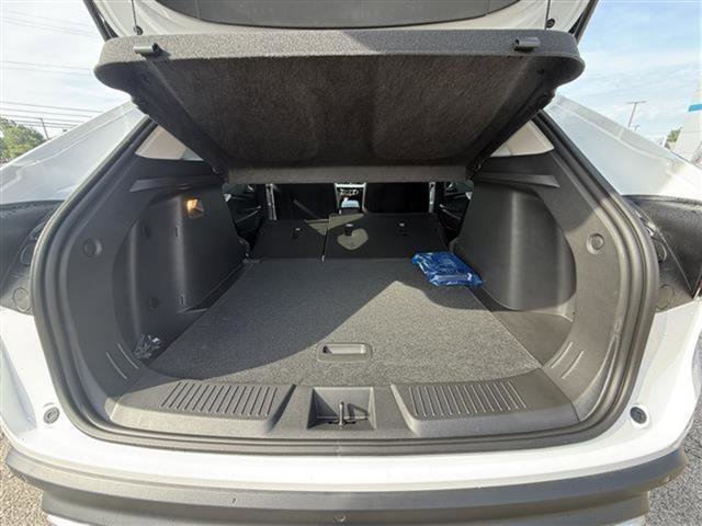 New 2025 Chevrolet Trax LT w/ Driver Confidence Package image 27