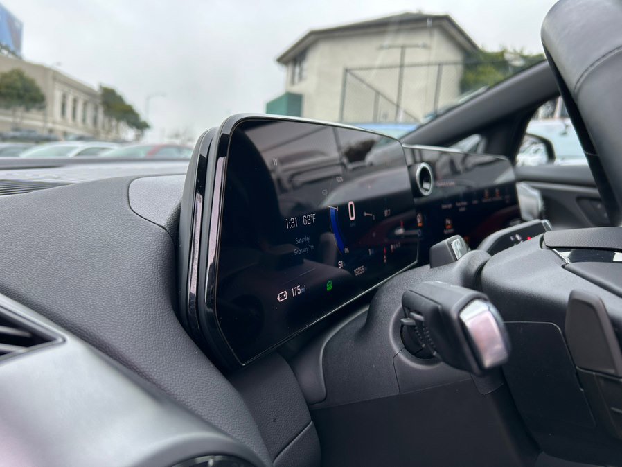 Used 2024 Chevrolet Equinox EV RS image 15