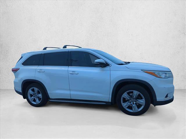 Used 2016 Toyota Highlander Limited Platinum AWD/4WD image 4