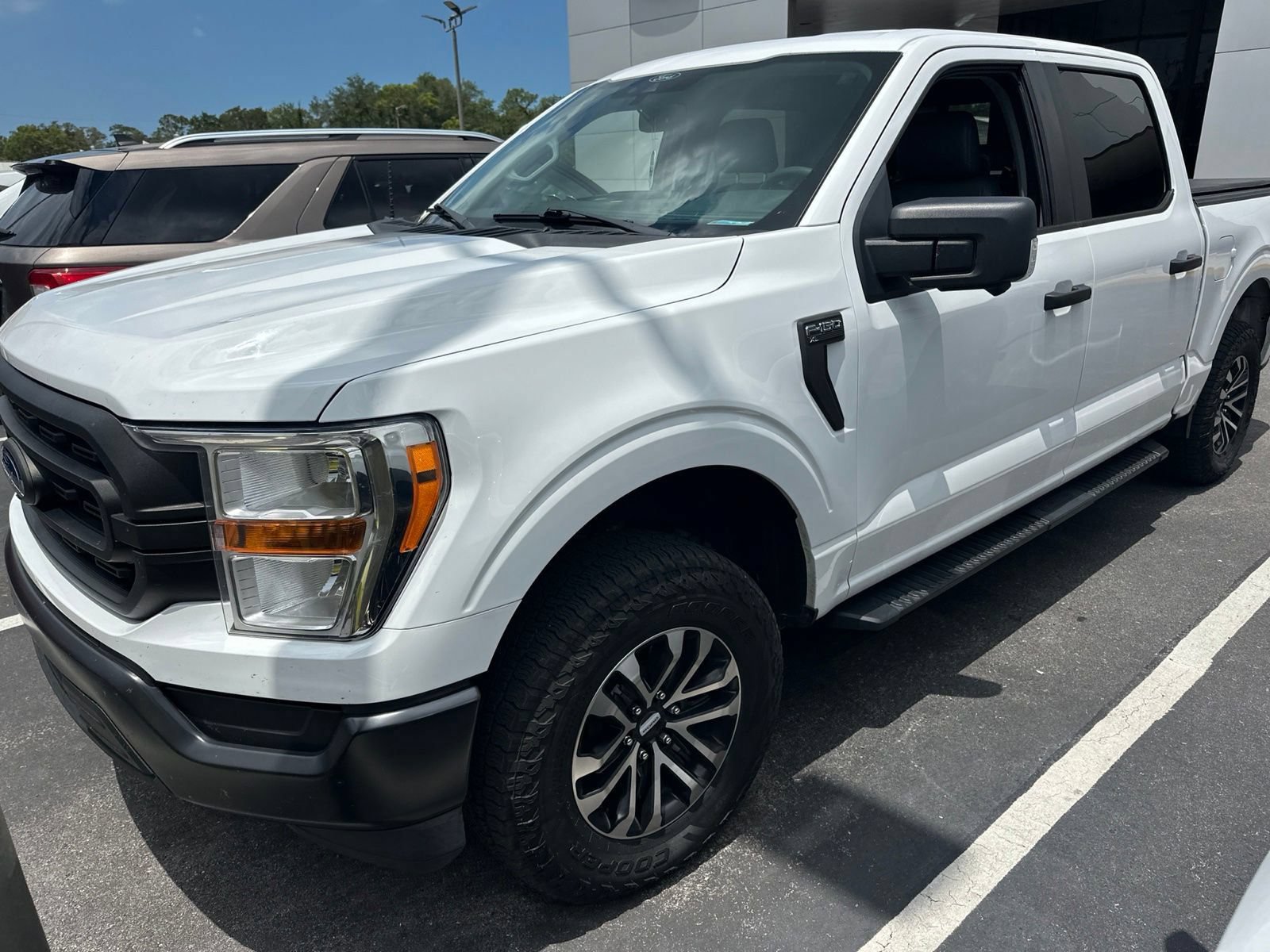Used 2021 Ford F150 XL w/ Equipment Group 101A High RWD image 4