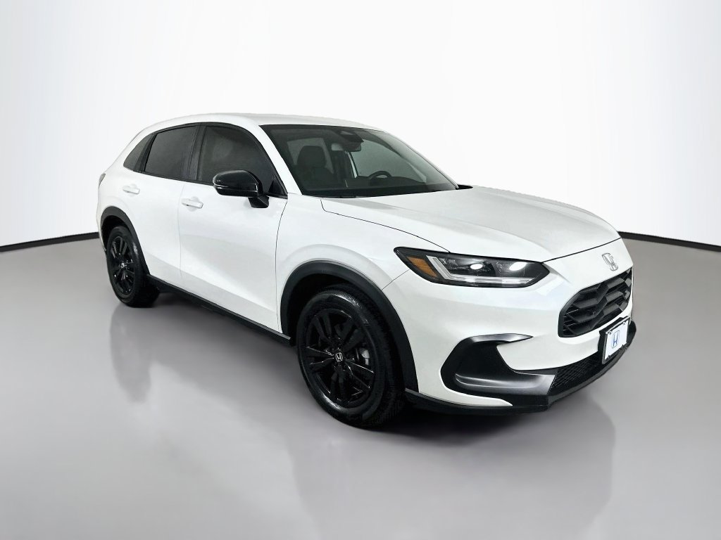 Certified 2026 Honda HR-V Sport image 3