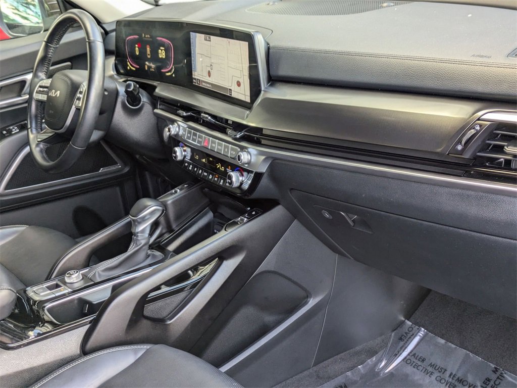 Used 2025 Kia Telluride S image 32
