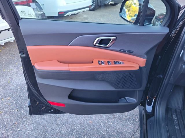 Used 2026 Kia Carnival EX image 12