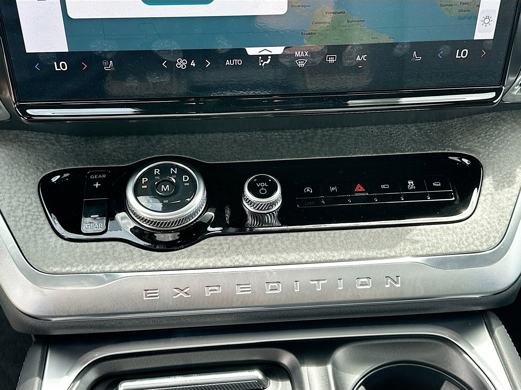 New 2026 Ford Expedition Tremor image 12