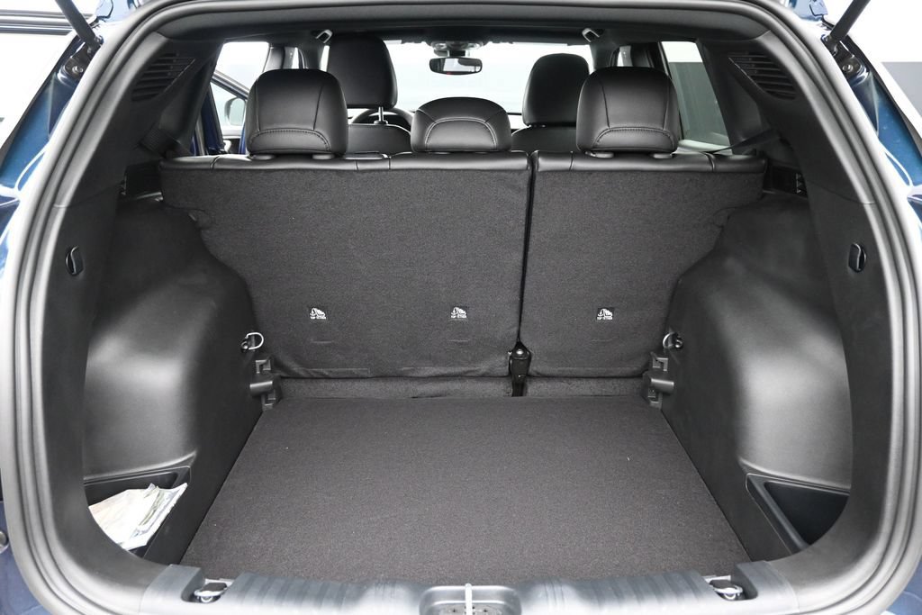 New 2026 Jeep Compass Latitude AWD/4WD image 24